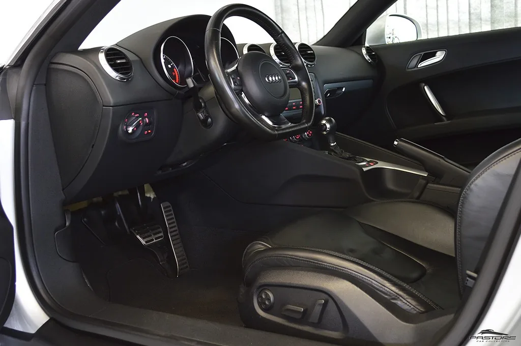 Audi TT Coupé