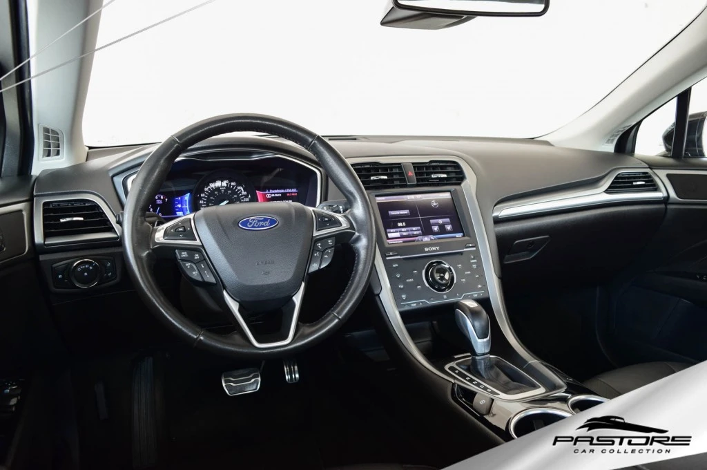 Ford Fusion Titanium AWD