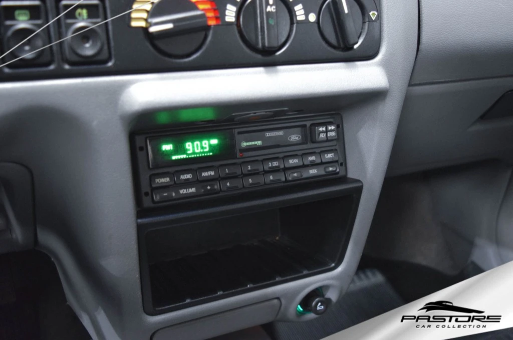 Ford Escort 1.8i GLX