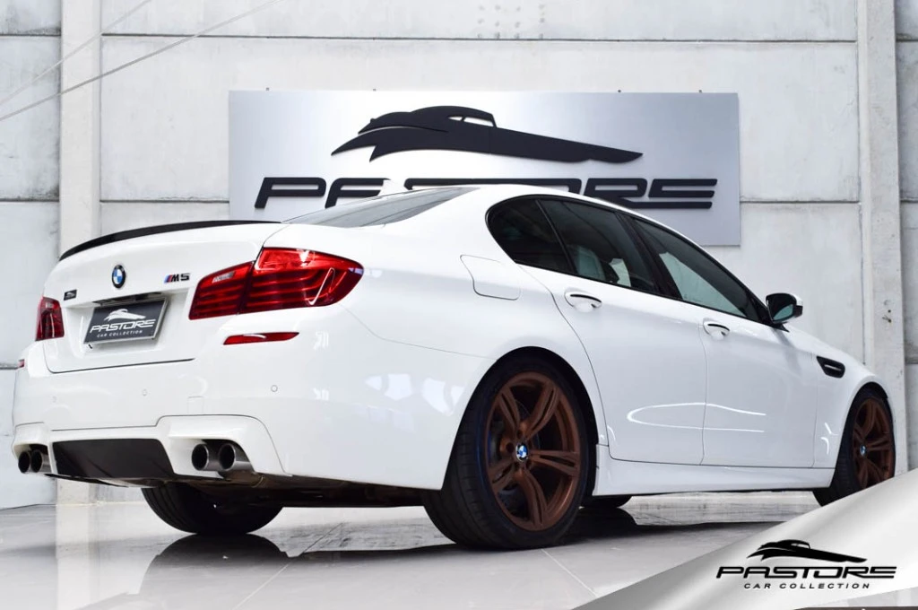 BMW M5 F10