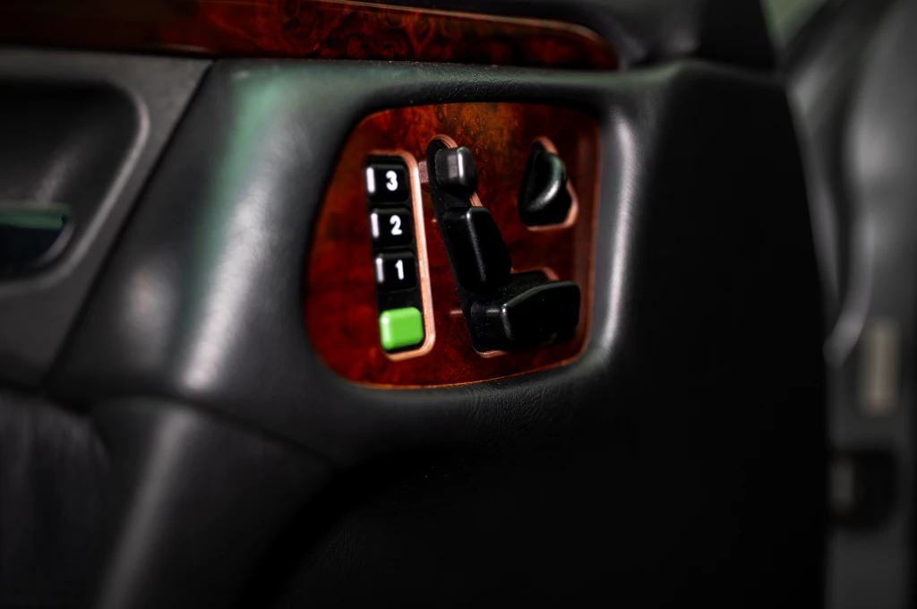 Mercedes-Benz Mercedes E430