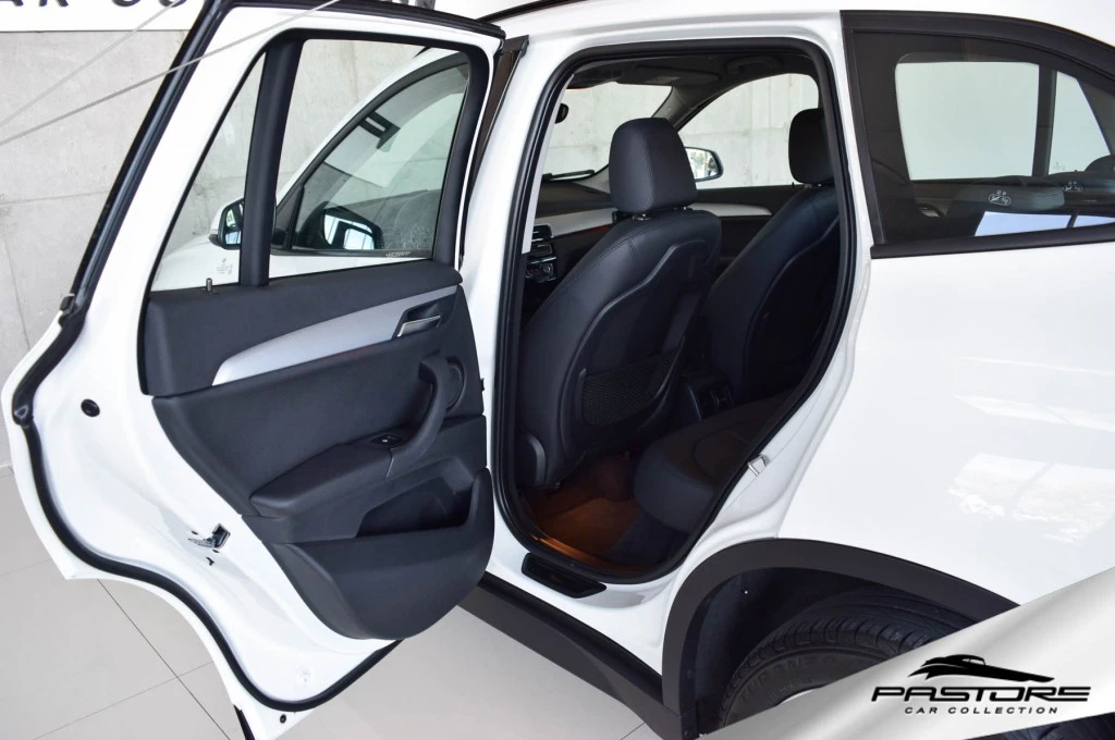 BMW X1 sDrive 20i Turbo