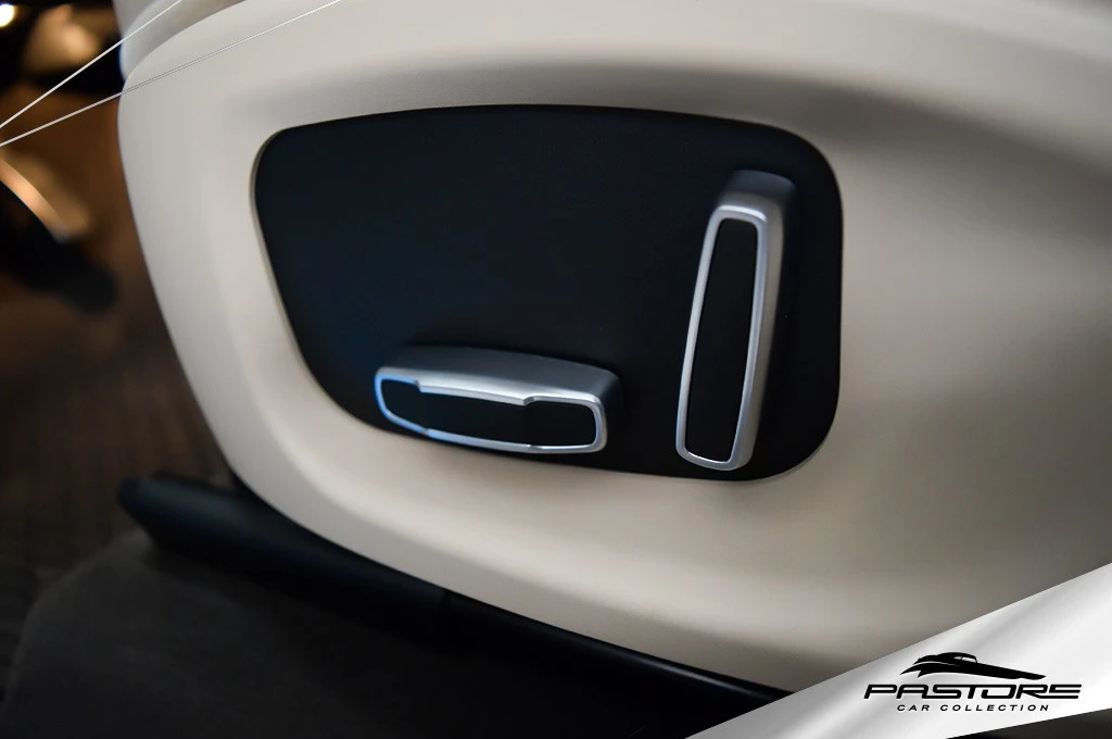 Jaguar F-Pace Prestige 2.0