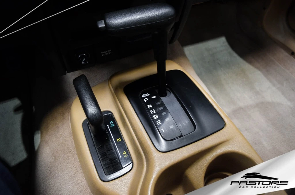 Jeep Grand Cherokee Limited V8 4×4