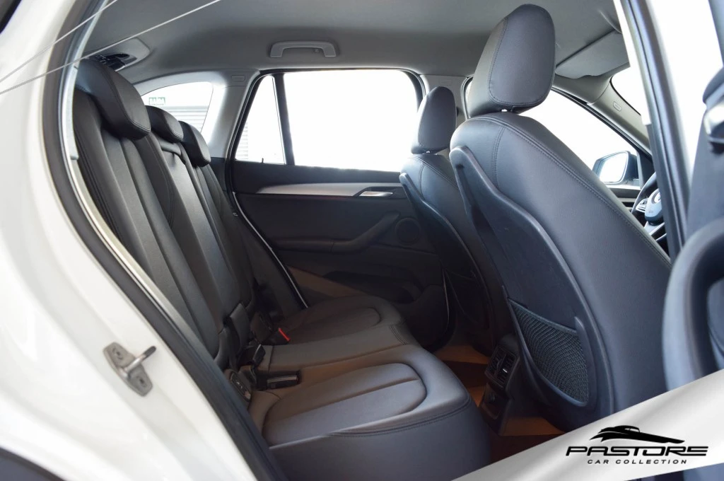 BMW X1 sDrive 20i Turbo