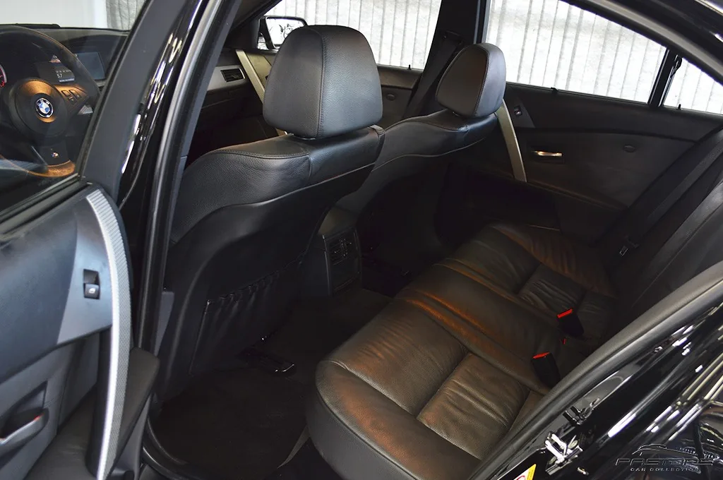BMW 550i
