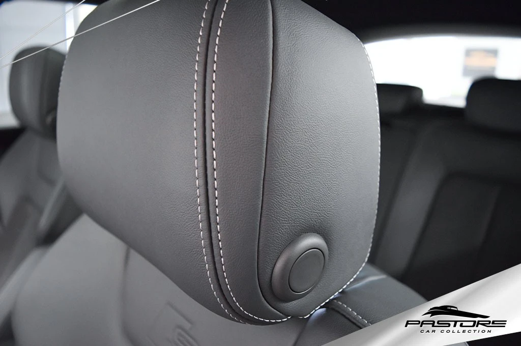 Audi E-tron Performance Black