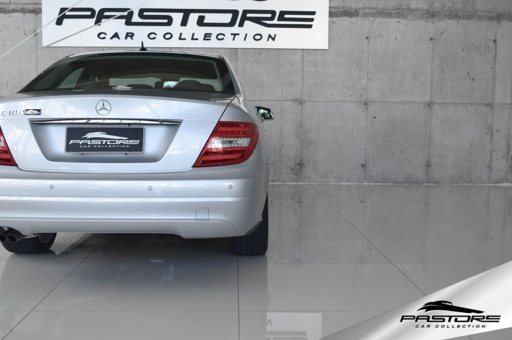 Mercedes-Benz C180 CGI Classic