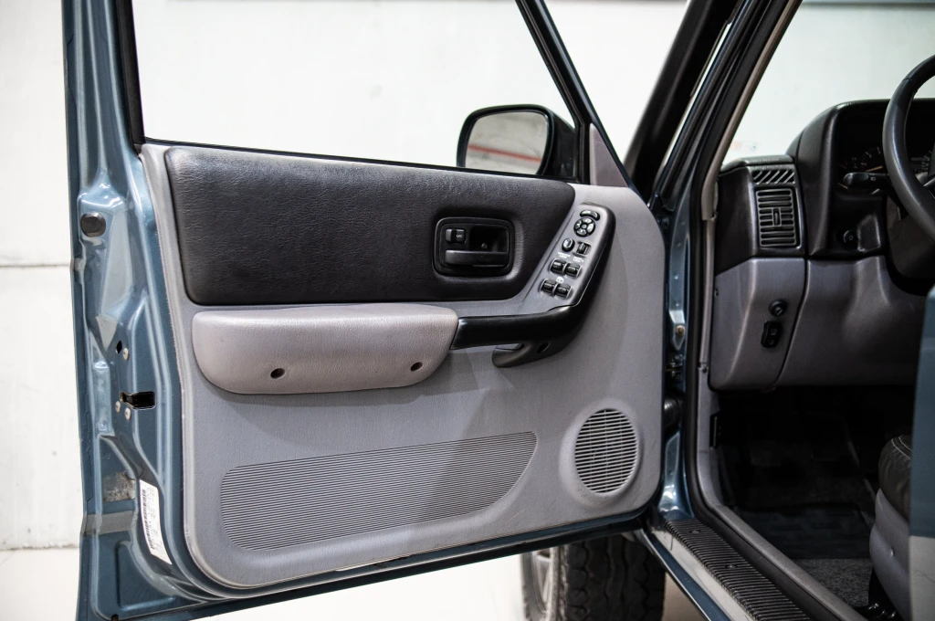 Jeep Jeep Cherokee Sport