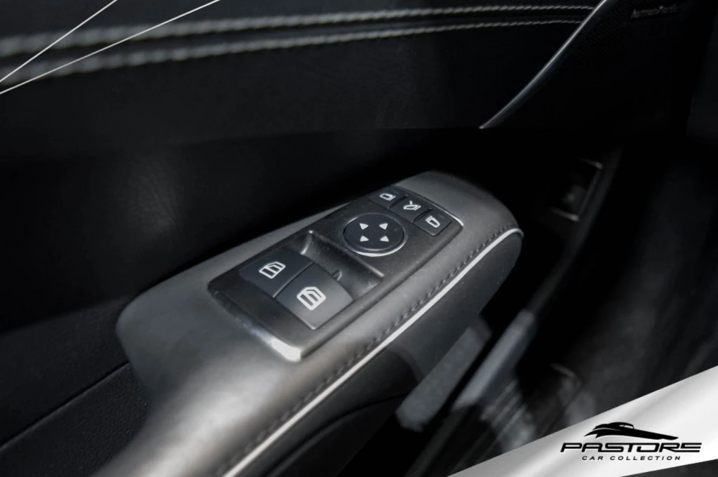 Mercedes-Benz SL63 AMG