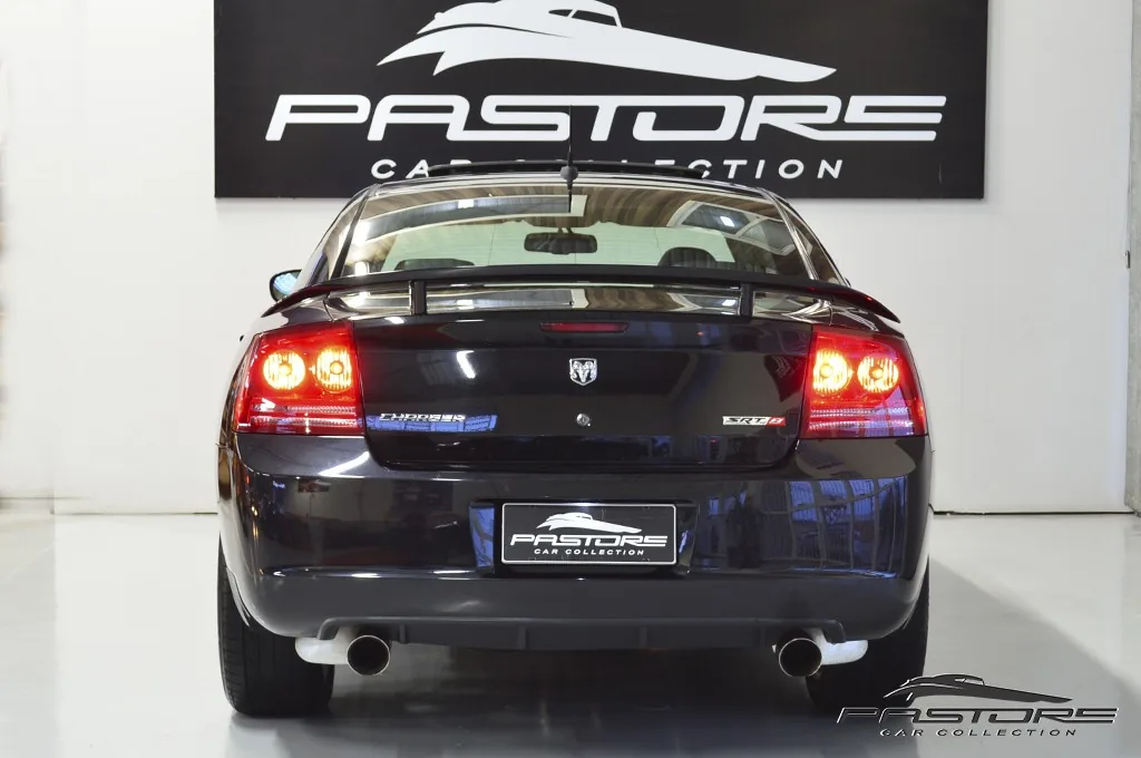 Dodge Charger SRT8