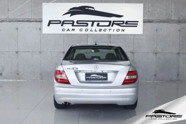 Mercedes-Benz C180 CGI Classic