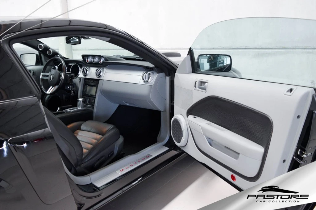 Ford Mustang GT V8 Procharger