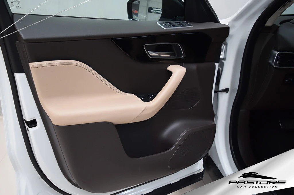 Jaguar F-Pace Prestige 2.0