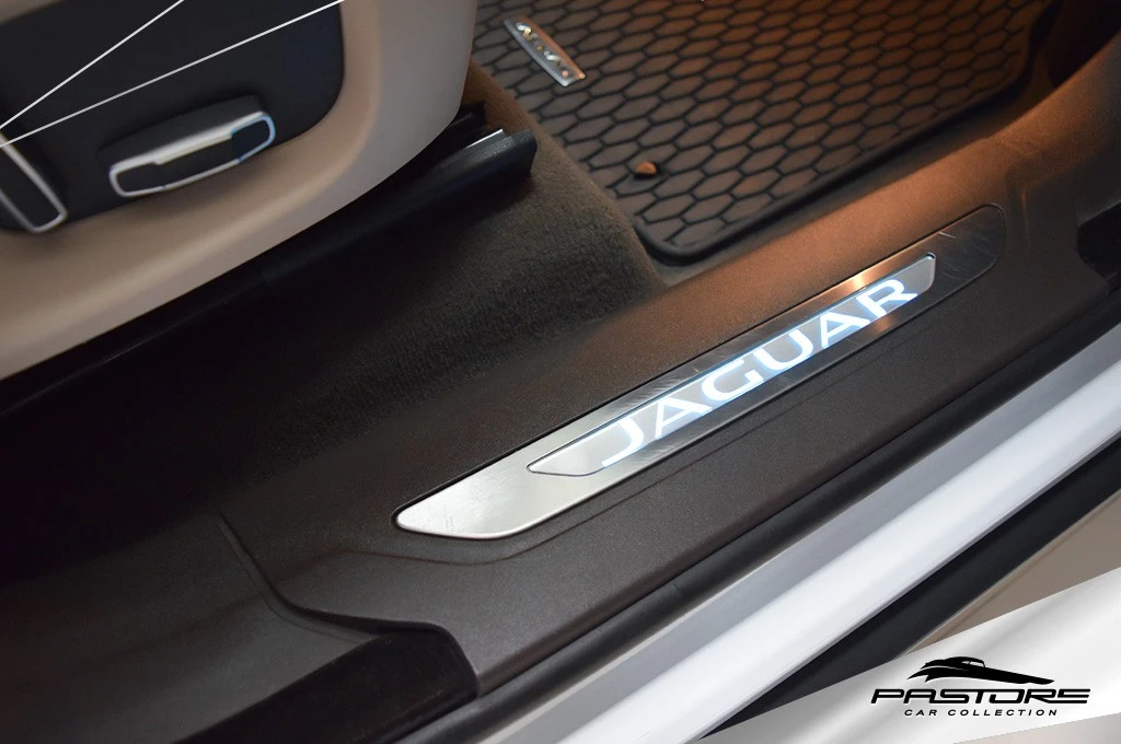 Jaguar F-Pace Prestige 2.0