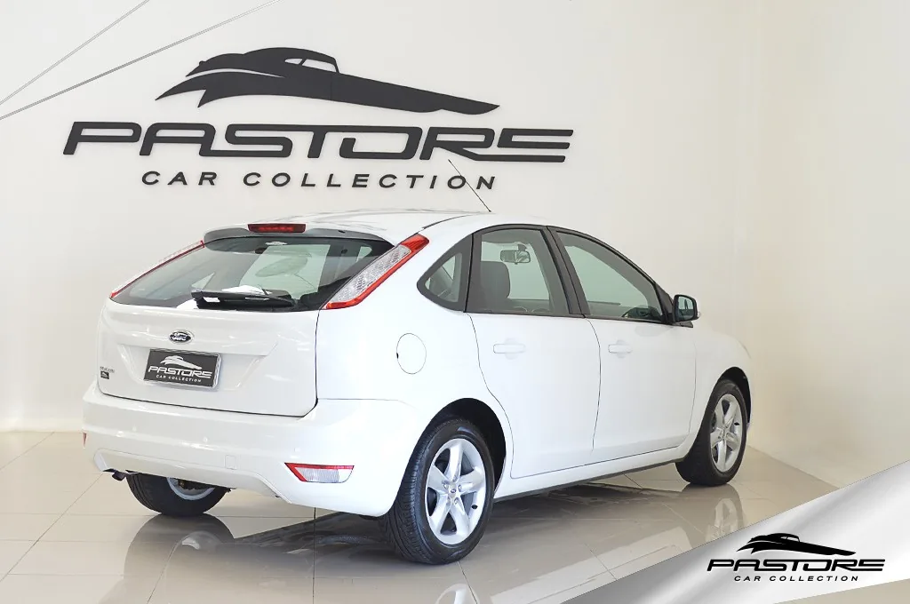 Ford Focus GL 1.6
