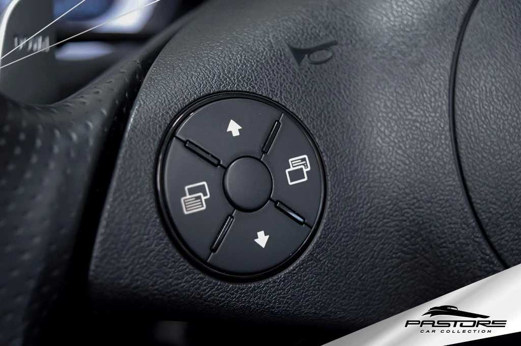 Mercedes-Benz SL 63 AMG