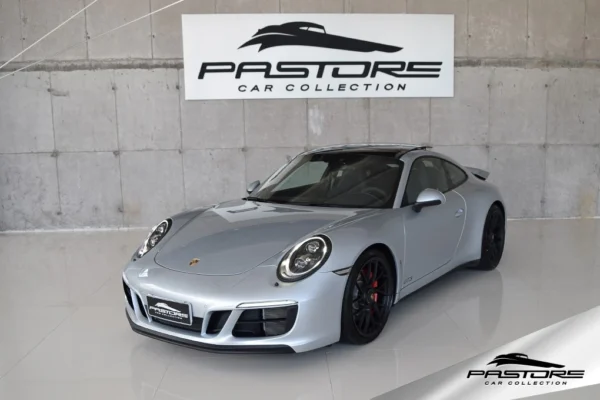 Porsche 911 Carrera GTS