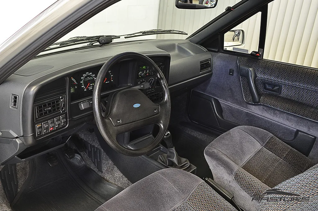 Ford Versailles Ghia