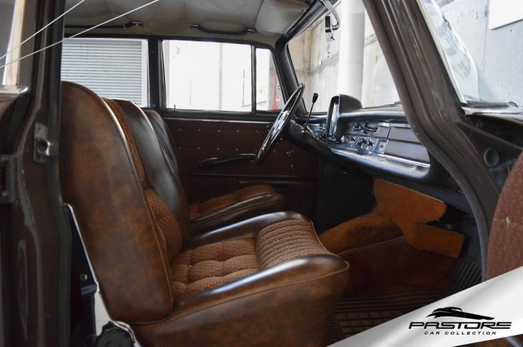 Mercedes-Benz 220 Sb