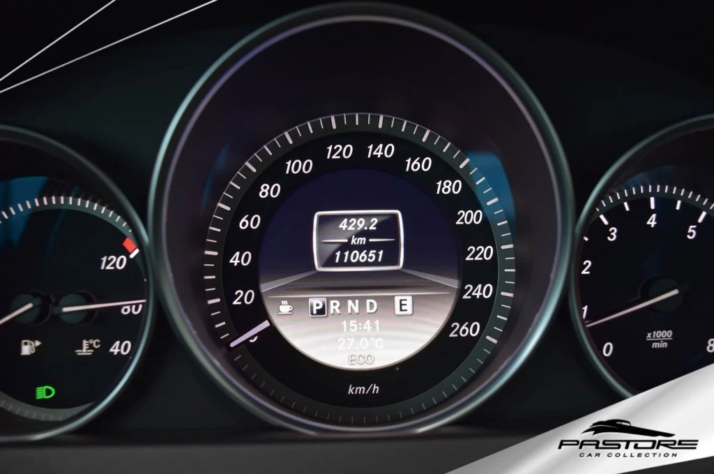 Mercedes-Benz C180 CGI Classic