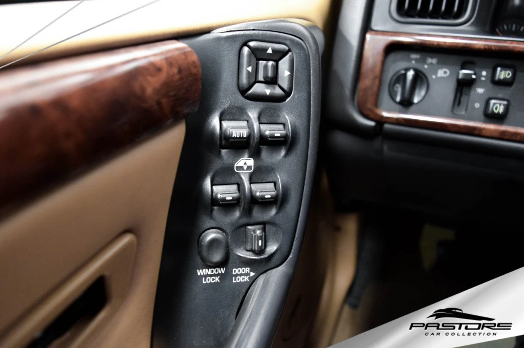 Jeep Grand Cherokee Limited V8 4×4