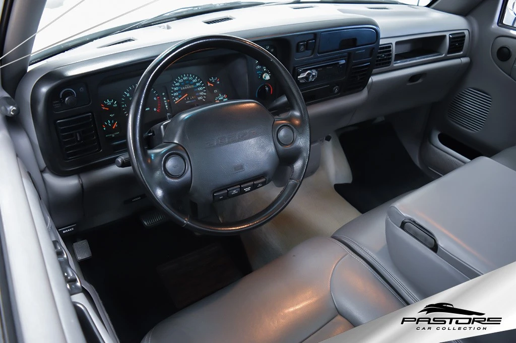 Dodge Ram 1500 5.2 V8