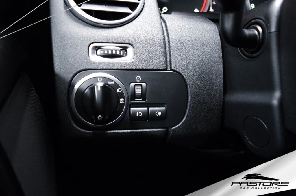 Land Rover Discovery 4 SDV6 SE