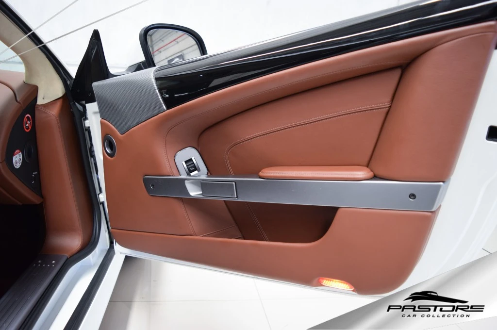 Aston Martin Virage 6.0 V12 CP