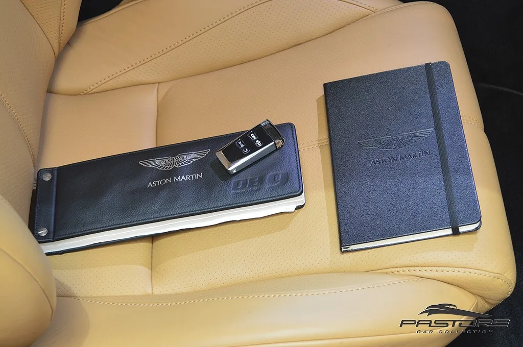 Aston Martin DB9 6.0 V12