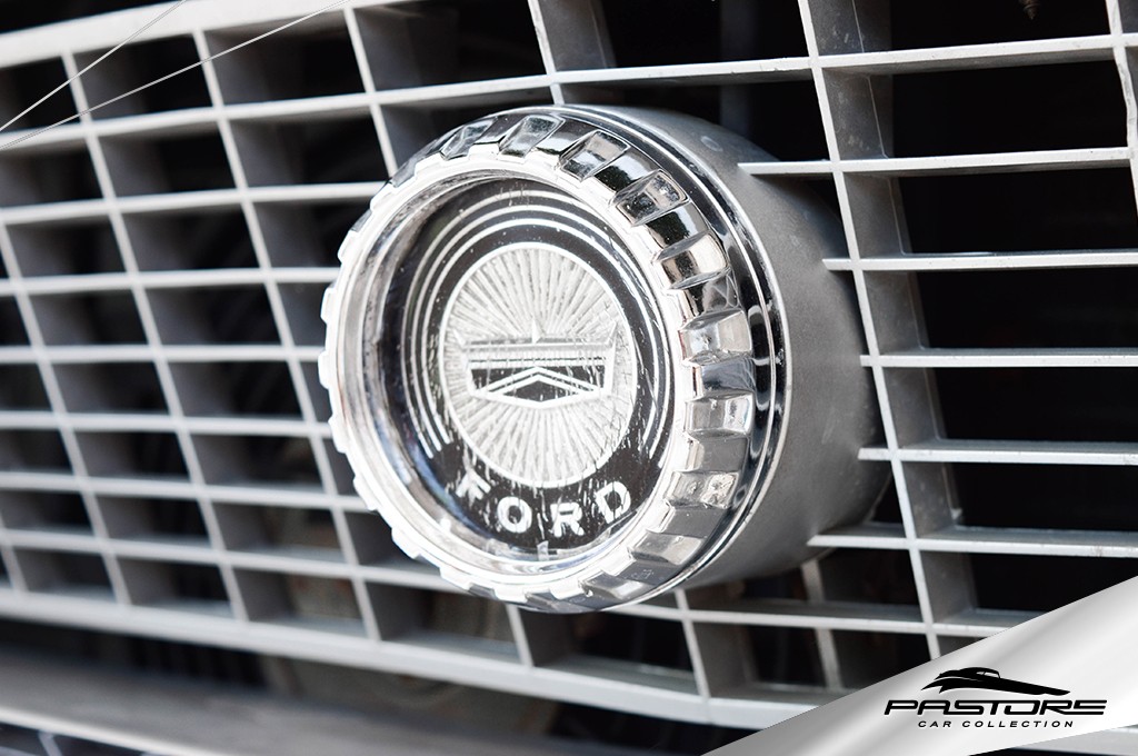 Ford Maverick Super Luxo Automático