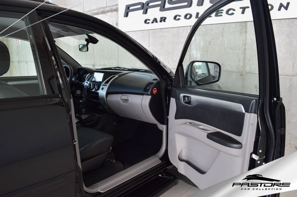 Mitsubishi Pajero Dakar HPE Diesel