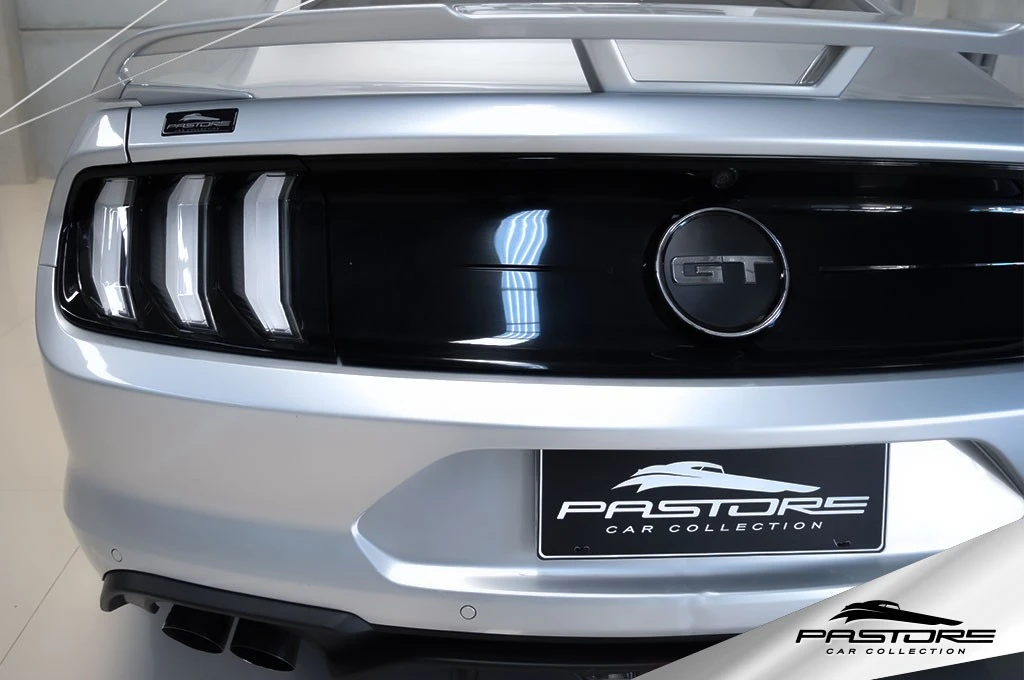 Ford Mustang GT Premium 5.0 V8