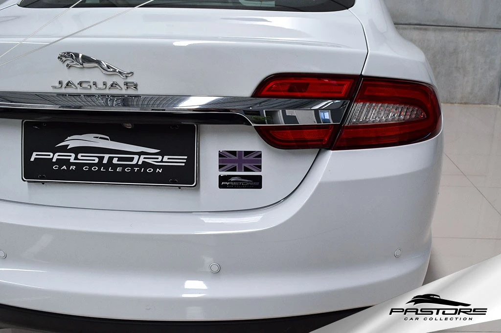 Jaguar XF 2.0 Luxury