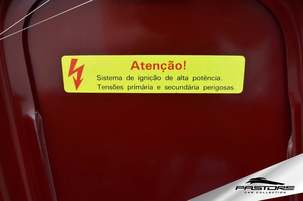 VW Santana 2000 Evidence