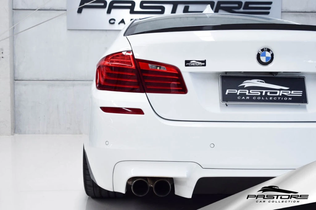 BMW M5 F10