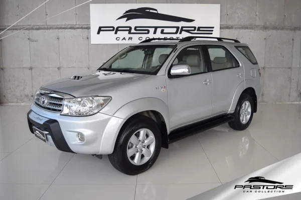 Toyota Hilux SW4 SRV 4×4