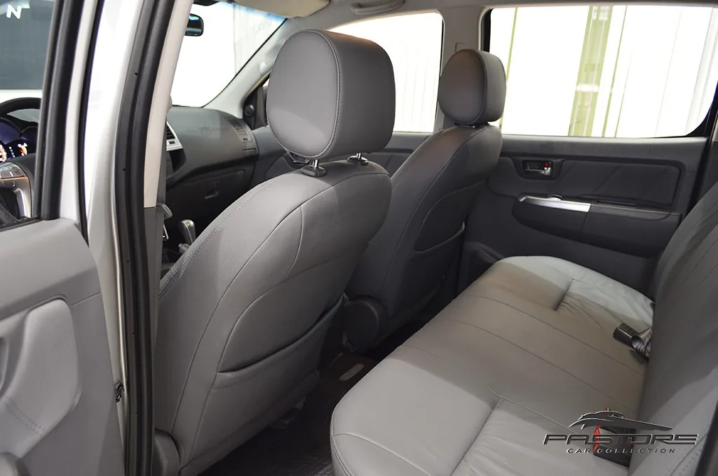 Toyota Hilux CD 4X4 SRV AT