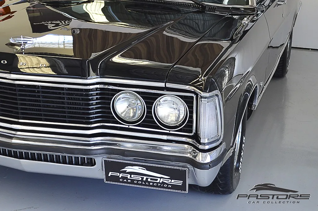 Ford Galaxie Landau