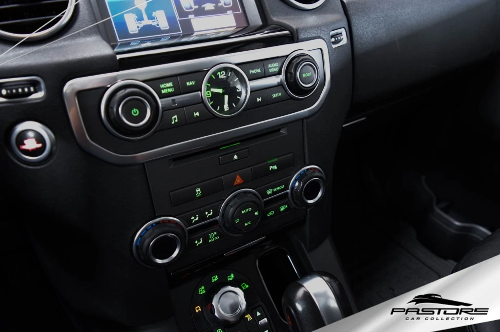 Land Rover Discovery 4 SDV6 SE