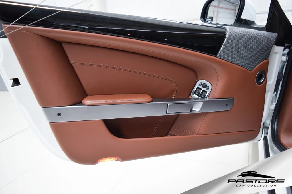 Aston Martin Virage 6.0 V12 CP