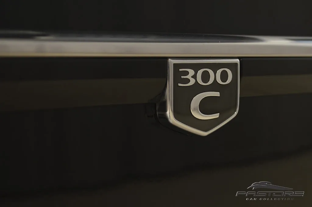Chrysler 300C SRT8