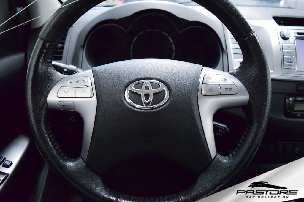 Toyota Hilux CD 4×4 SRV