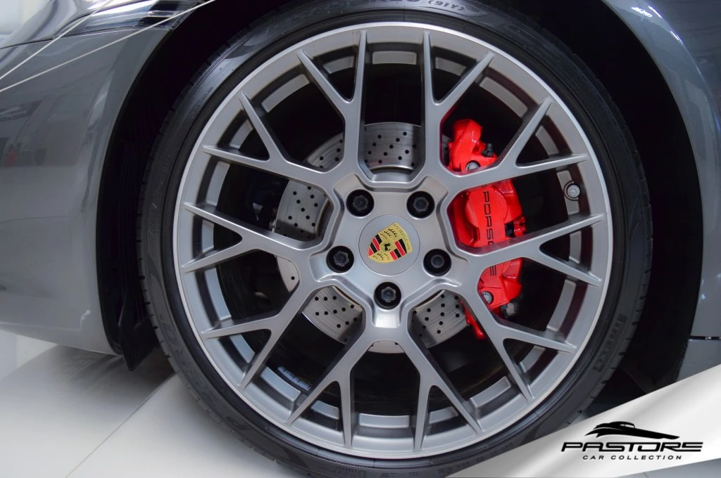 Porsche 911 Carrera Coupe