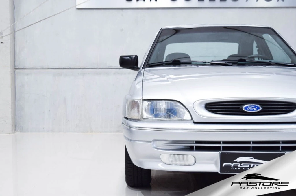 Ford Escort 1.8i GLX