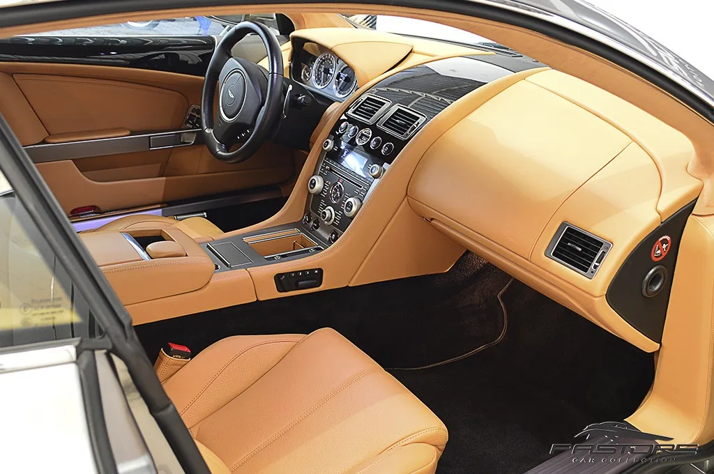 Aston Martin DB9 6.0 V12
