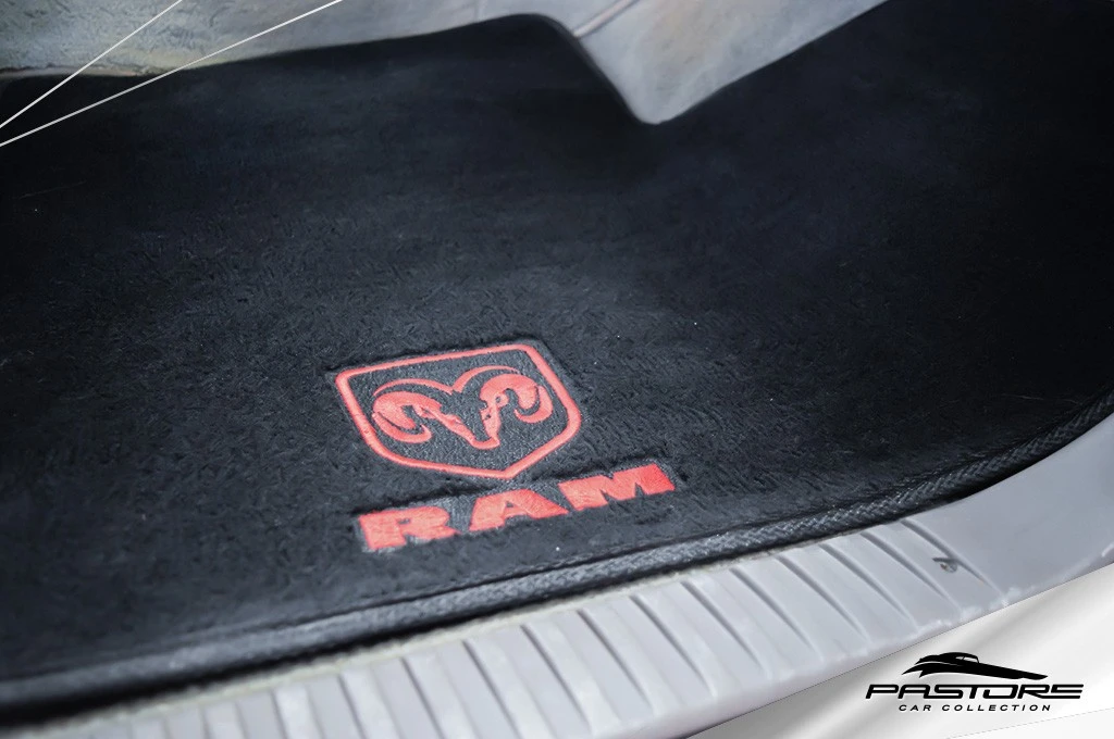 Dodge Ram 1500 5.2 V8