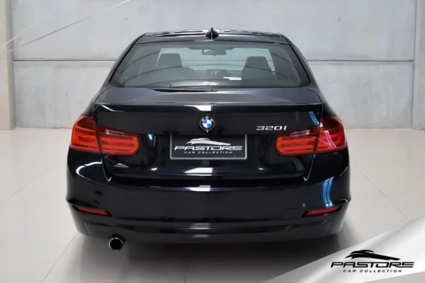 BMW 320i 2.0