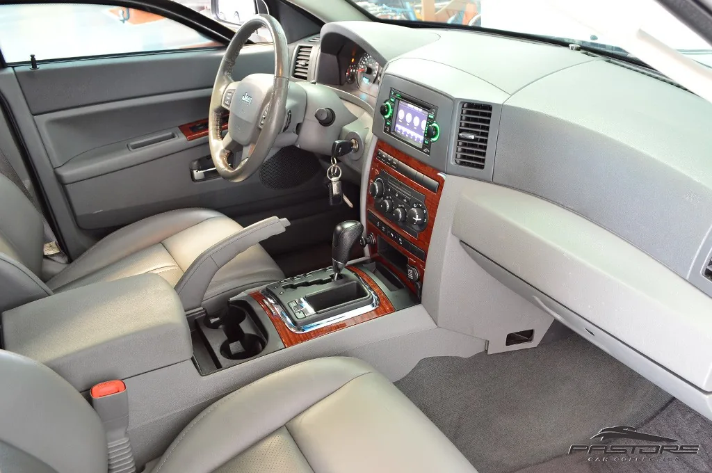 Jeep Grand Cherokee Limited 5.7 V8