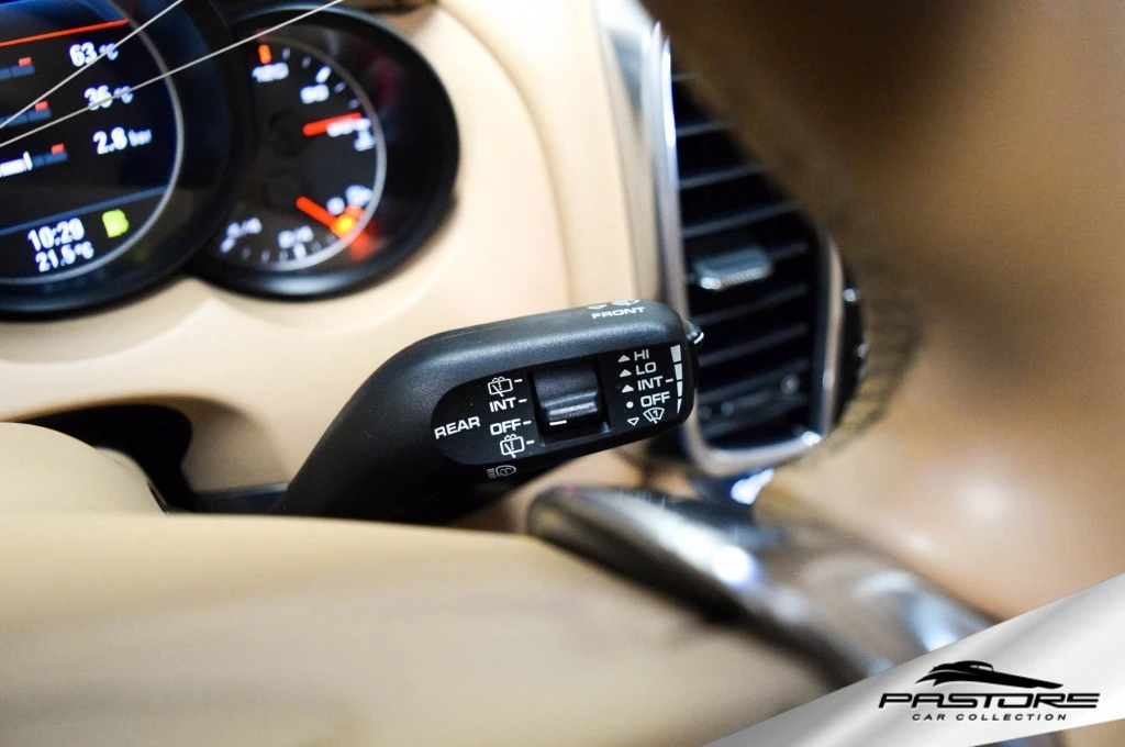 Porsche Cayenne S 4.8 V8